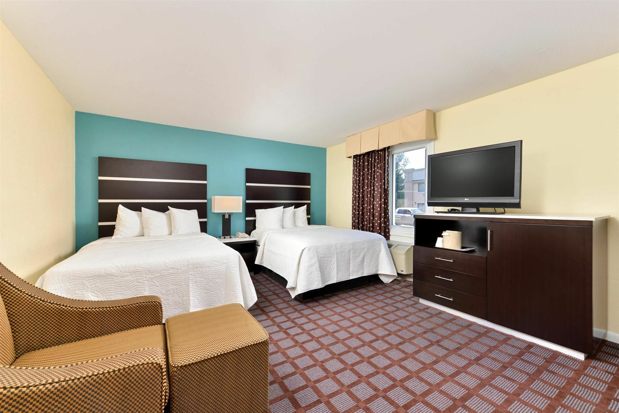 Americas Best Value Inn New London Mystic Экстерьер фото